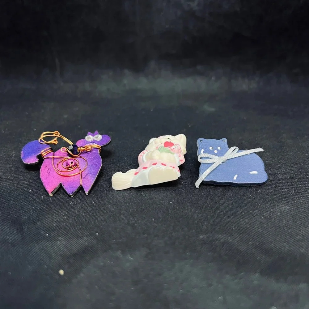 Lot of 3 Cat Pins (4756) - Picture 6 of 6